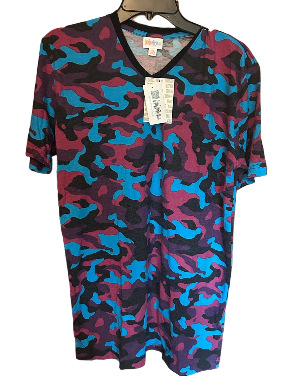 LuLaRoe Woman’s V-Neck Shorts Sleeve Top - Blue, Purple & Black Camo XS NWT